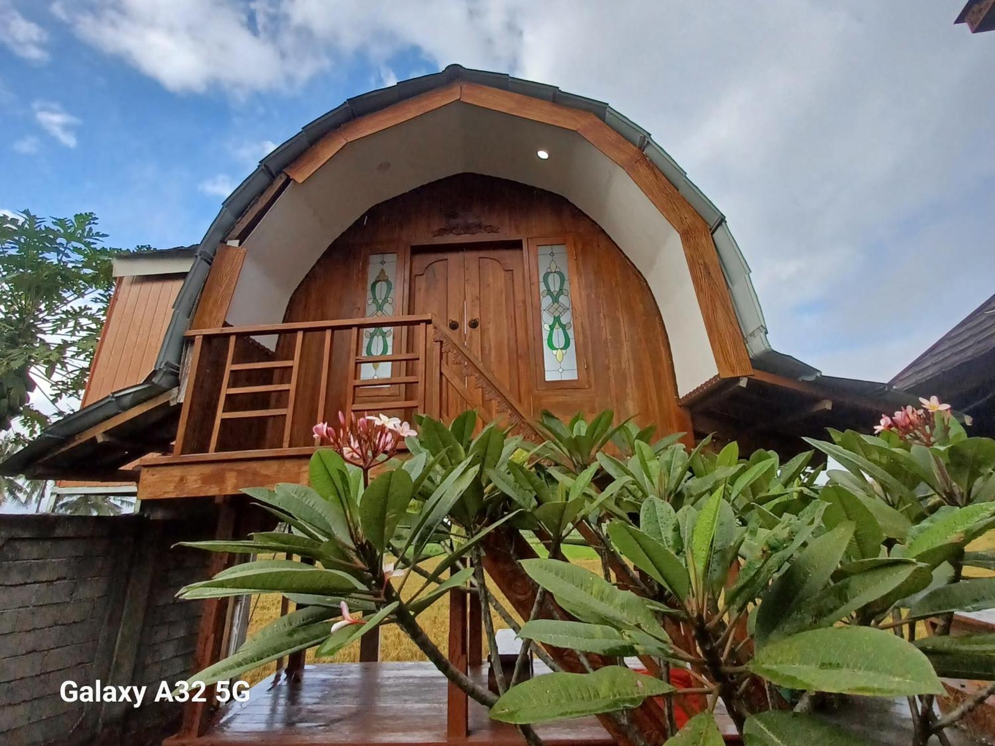 Bujak Permai Villa Matahari Lombok Ntb Прайя Экстерьер фото