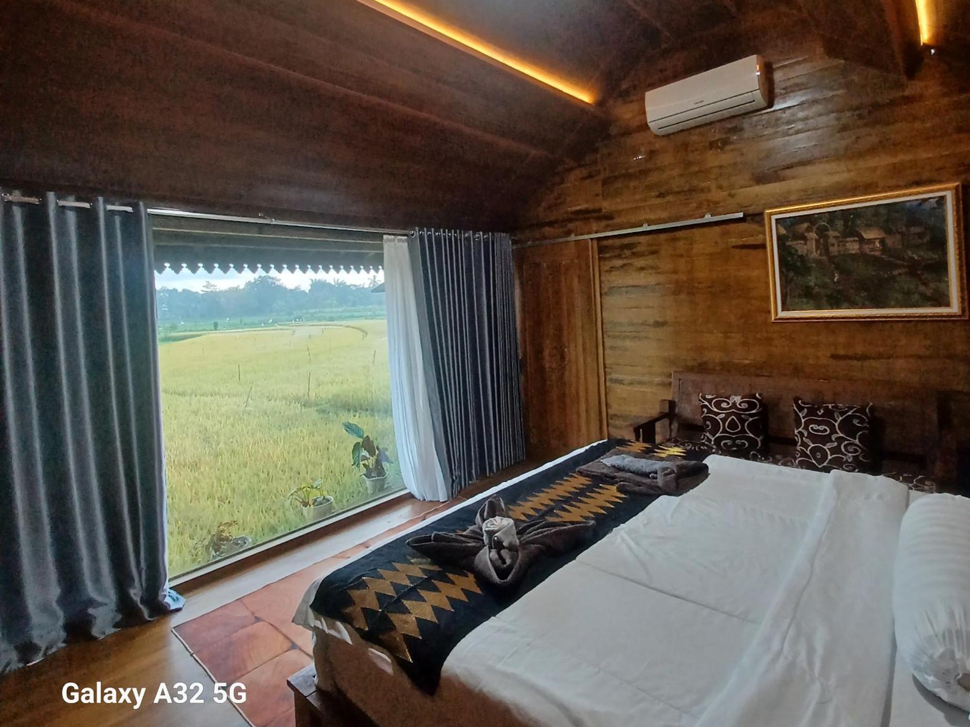 Bujak Permai Villa Matahari Lombok Ntb Прайя Экстерьер фото